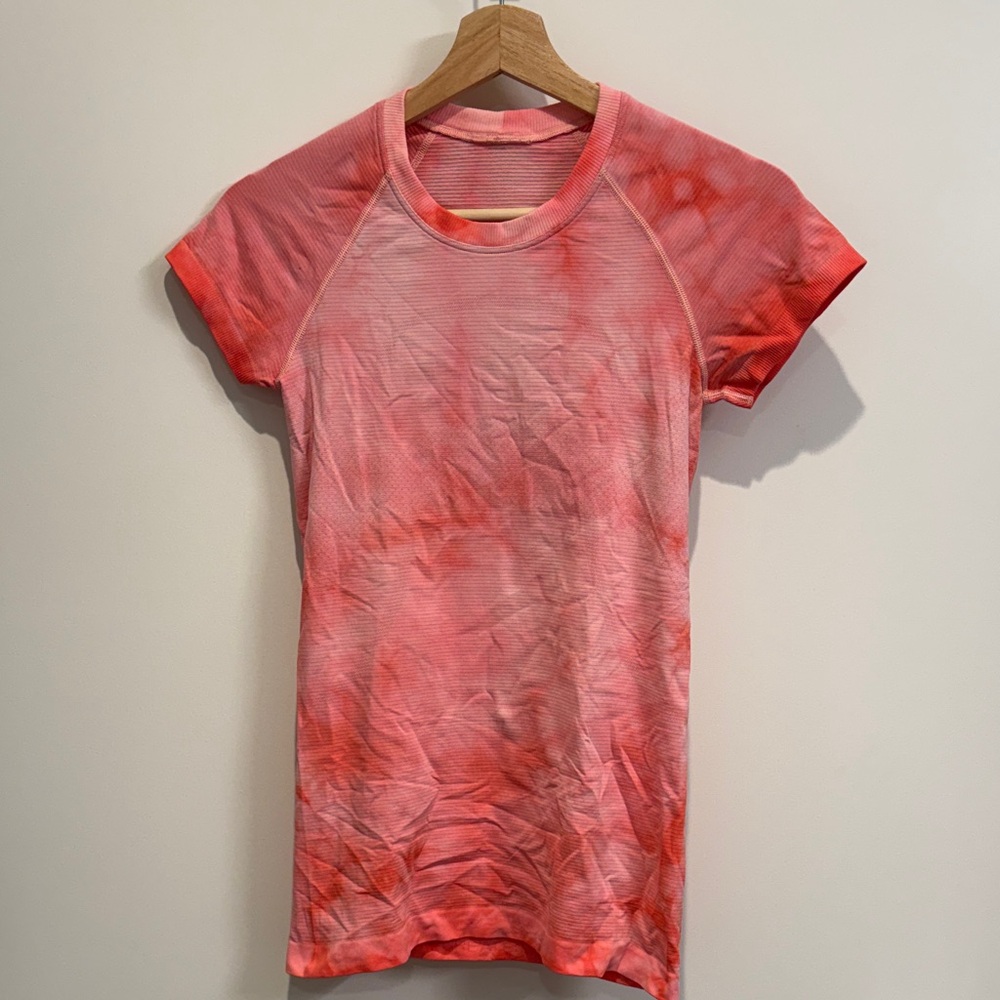 lululemon athletica Pink & Coral Tie-Dye Short Sleeve Tee